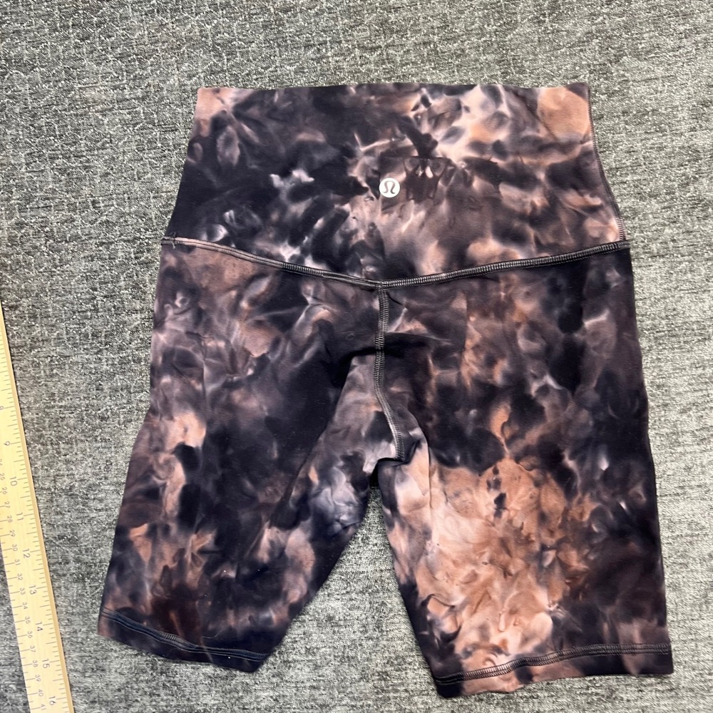 Lot of Lululemon Align‎ High Rise Bike Shorts Abstract Swirl Print Size 4 - Picture 6 of 9